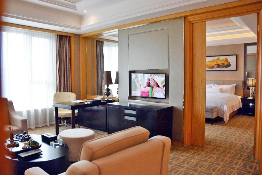 Wyndham Grand Plaza Royale Mingfa Zhangzhou Exterior photo