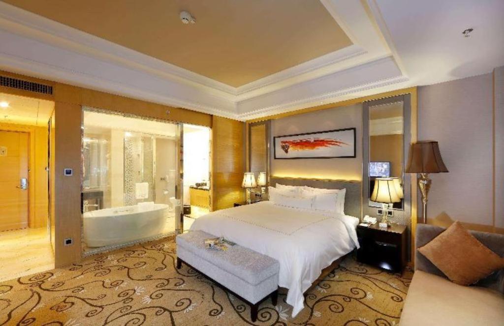 Wyndham Grand Plaza Royale Mingfa Zhangzhou Exterior photo