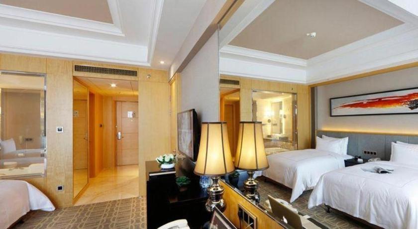 Wyndham Grand Plaza Royale Mingfa Zhangzhou Exterior photo
