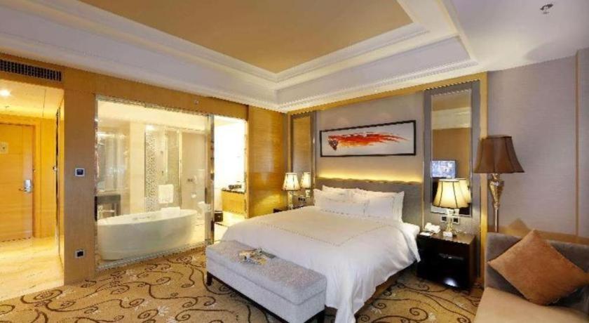 Wyndham Grand Plaza Royale Mingfa Zhangzhou Exterior photo
